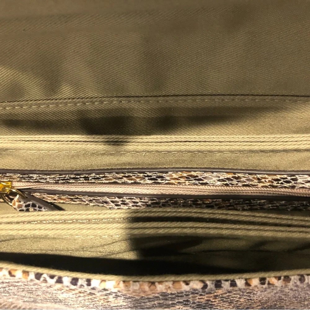 GILI Got It Love It Leather Snakeskin Bag - Picture 7 of 8